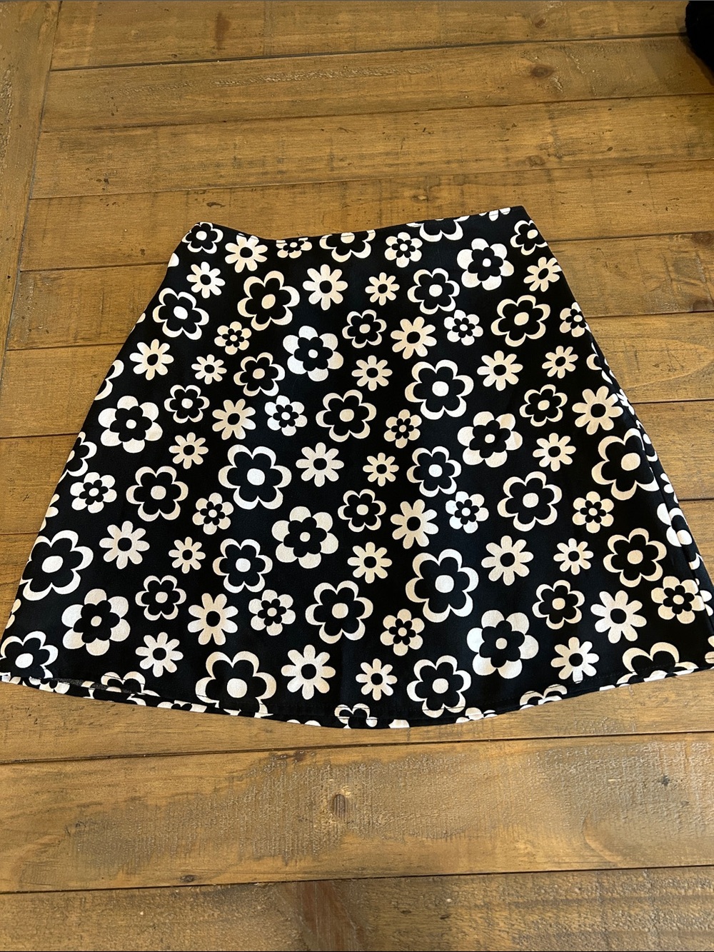 Hollister Black and White Floral Skater Skirt